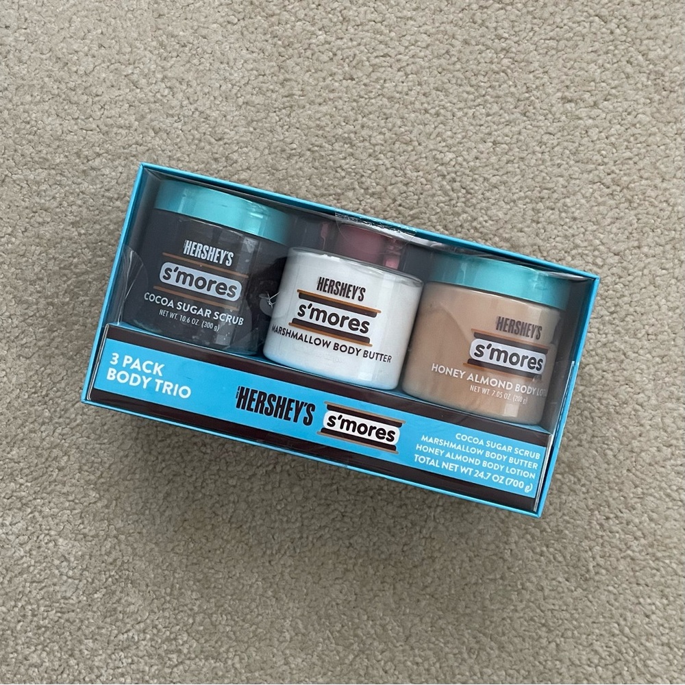 Hershey’s S’mores 3-Pack Body Trio (Sugar Scrub, Body Butter, Body Lotion) - Picture 14 of 16